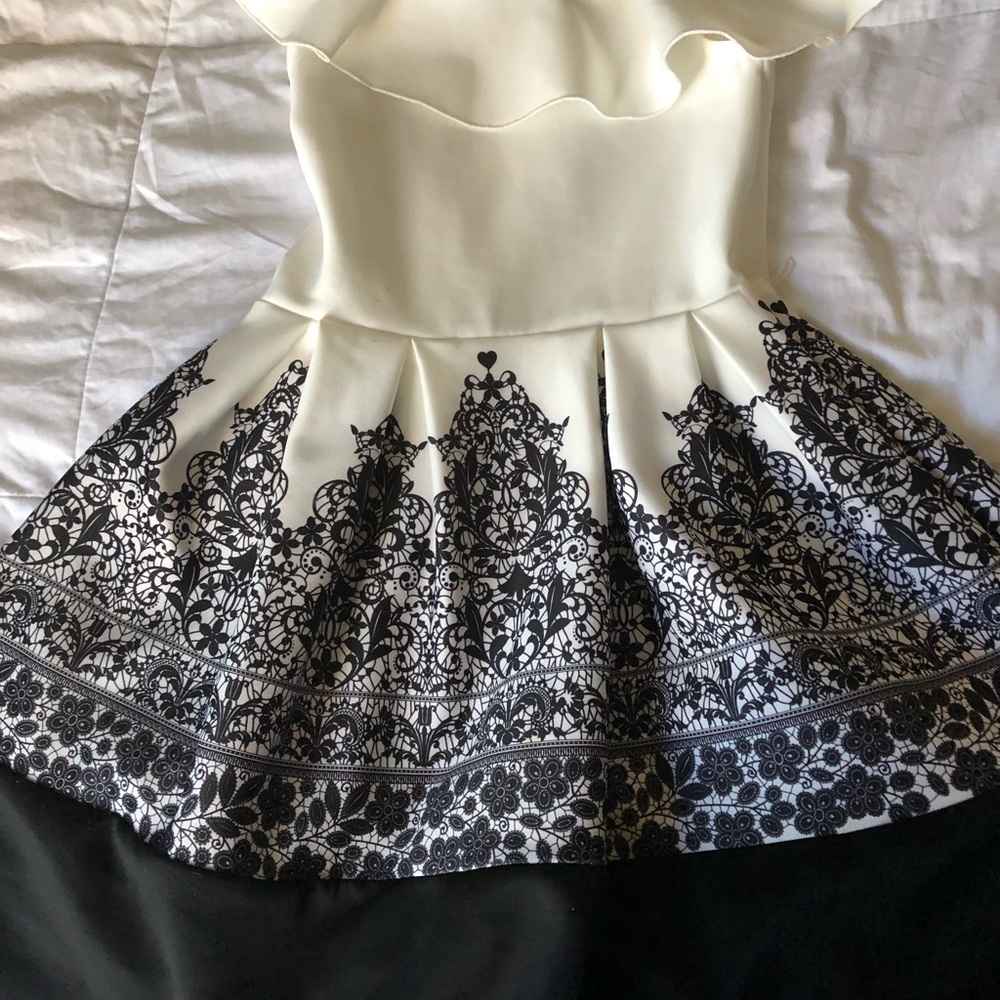 Girls dress
